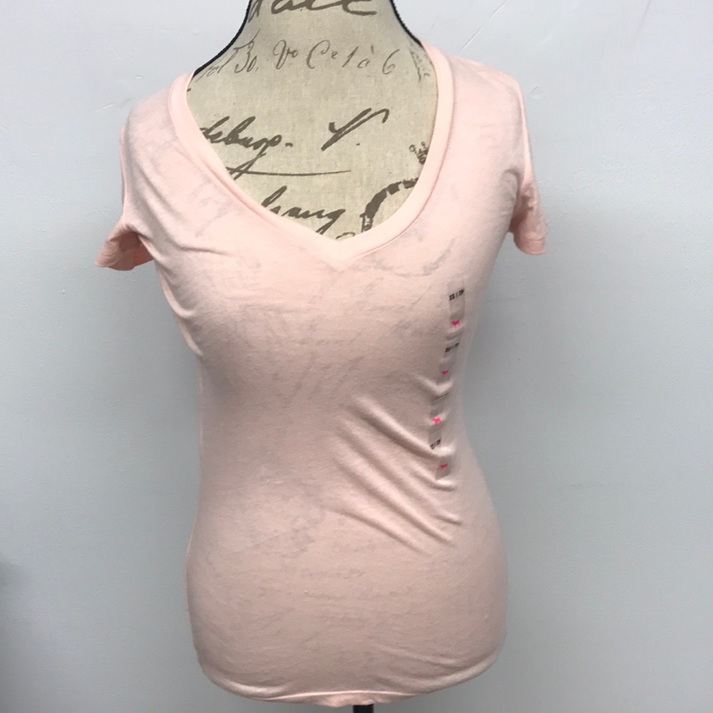 💗X-Small VS PINK V-Cut T-Shirt